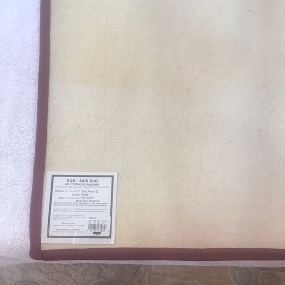 Dog Days Accent Rug - Picture 11 of 14